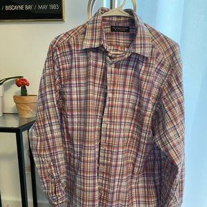 Roundtree and Yorke plaid button up shirt